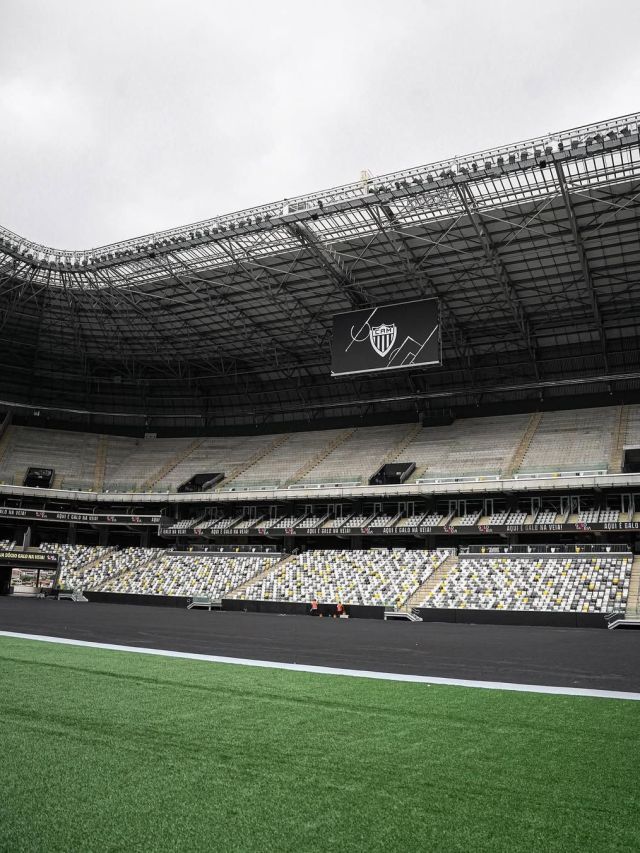 Veja imagens do gramado sintético e das novas catracas da Arena MRV